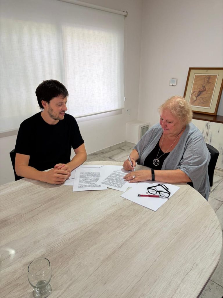 Tejiendo redes institucionales: Convenio con el Colegio de Odontólogos de la PBA